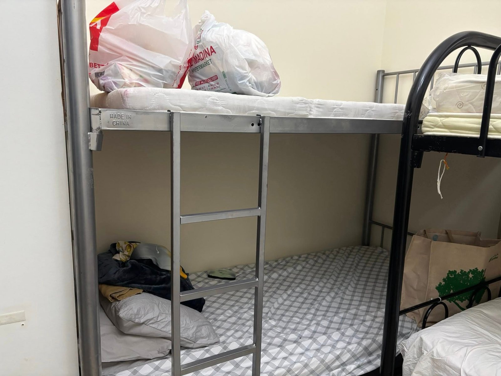 Bedspace For 3 Filipina Ladies only