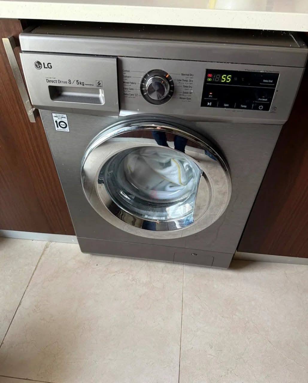 Washing Machine in excellent condition—just like new!