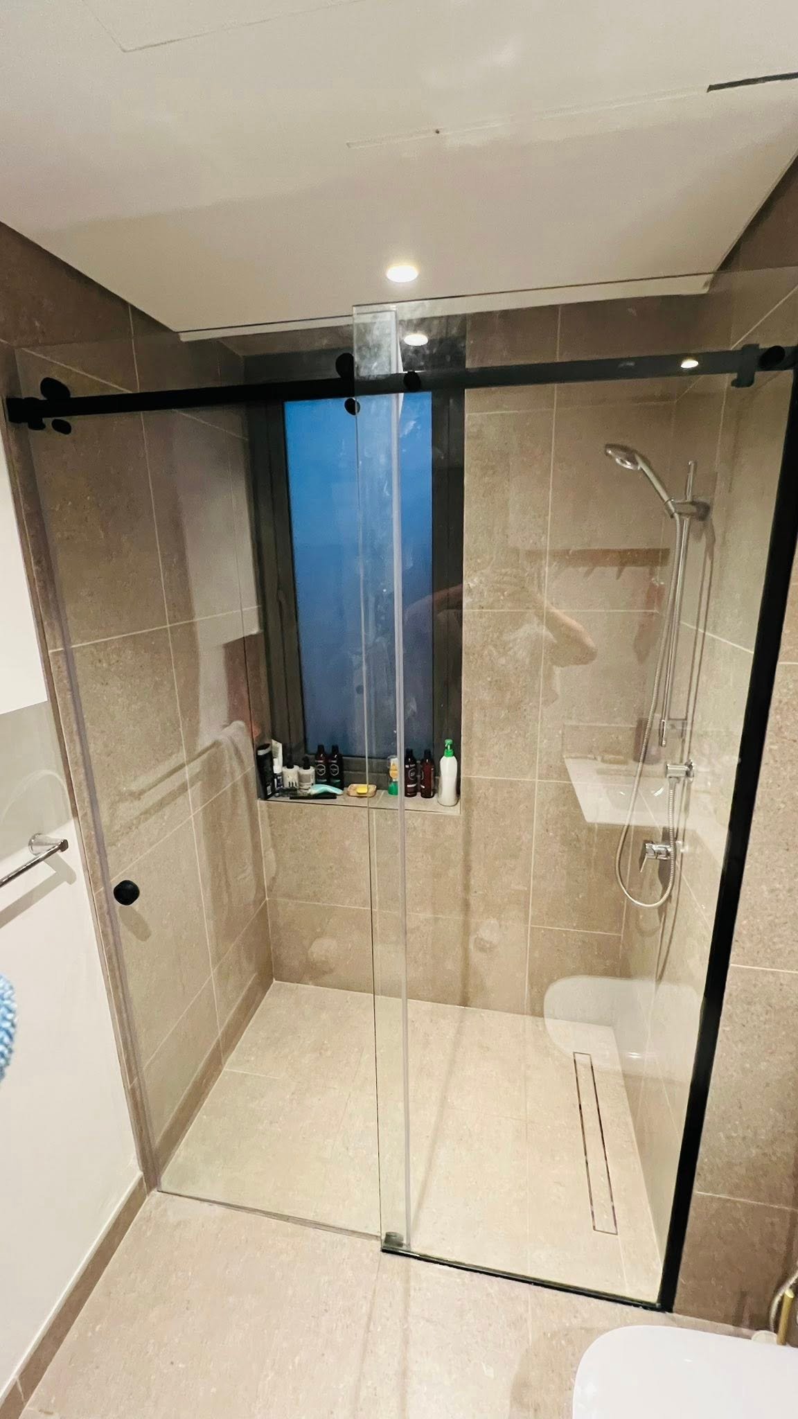 All kind of glass work Contact = 0508616206